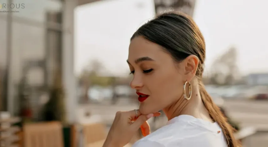 Choose-the-Perfect-Diamond-Earrings-for-Your-Face-Shape-1070x510